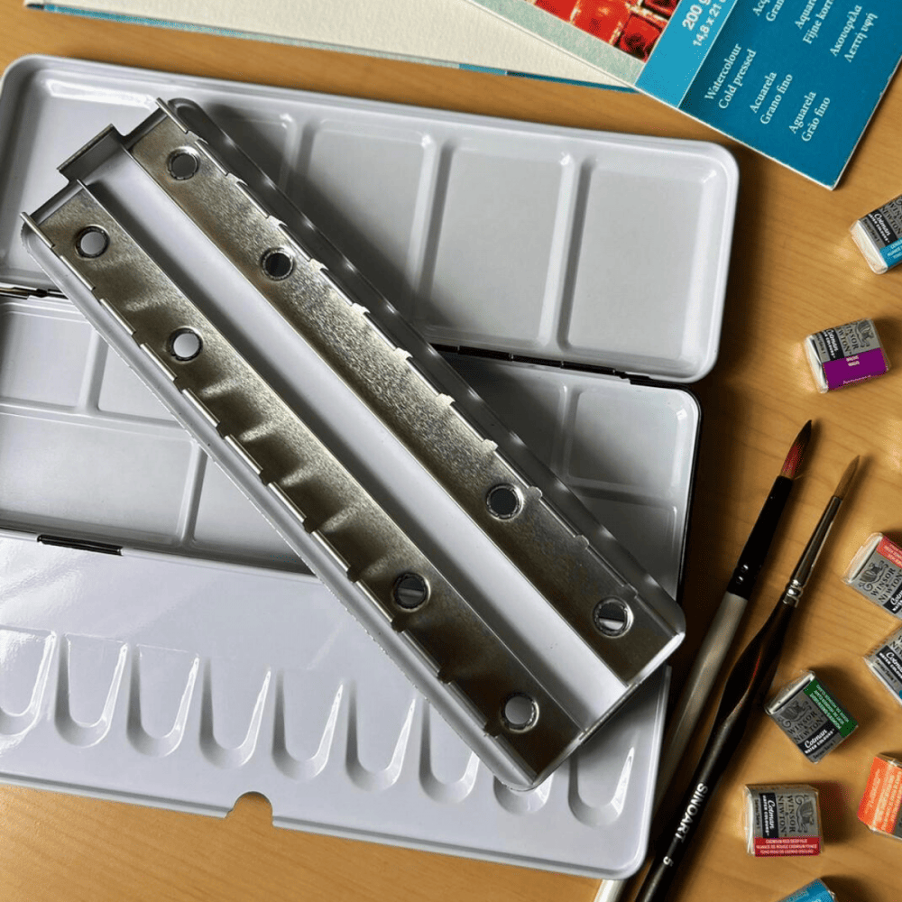 Estojo de Metal Vazio Para 24 Pastilhas de Aquarela