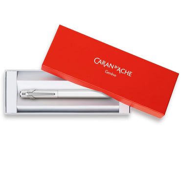 Caneta Tinteiro Caran d’Ache 849 Pena M Branca