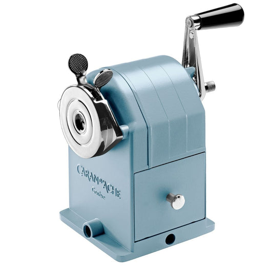 Apontador de Lápis com Manivela Caran d'Ache Alpine Frost Ice Blue
