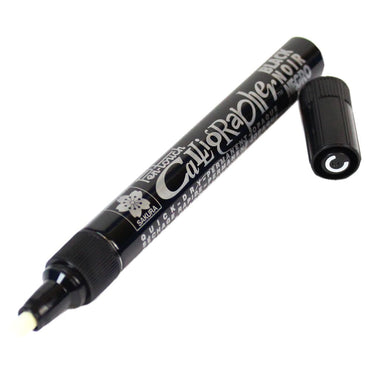 Marcador Permanente Pen Touch 5.0mm Preto Sakura