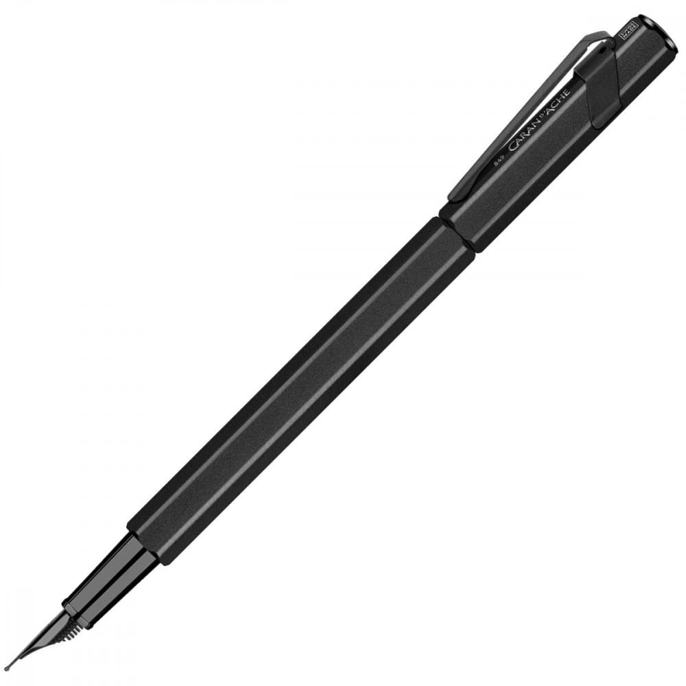 caneta tinteiro caran d’ache pena m black code