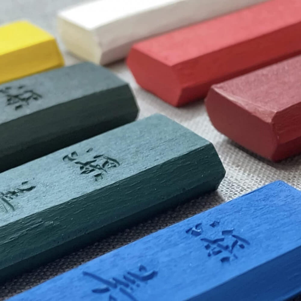 Estojo de Pintura Sumiê Kuretake Saiboku Shimbi 14 Cores