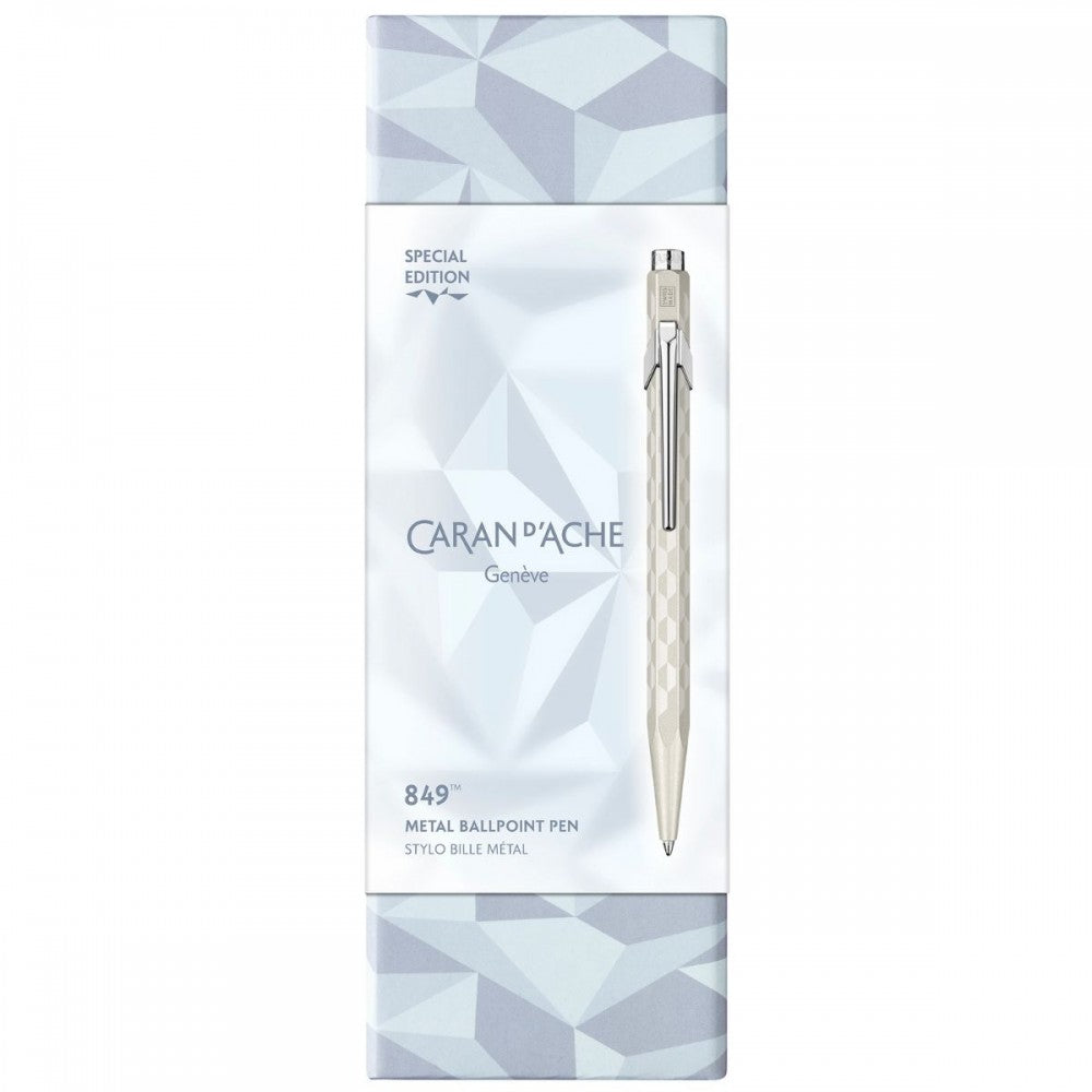 Caneta Esferográfica Caran d'Ache 849 Alpine Frost White
