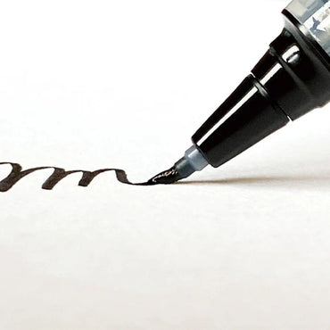 Caneta Letter Pen Cocoiro Kuretake Extra Fina Bordeaux Red