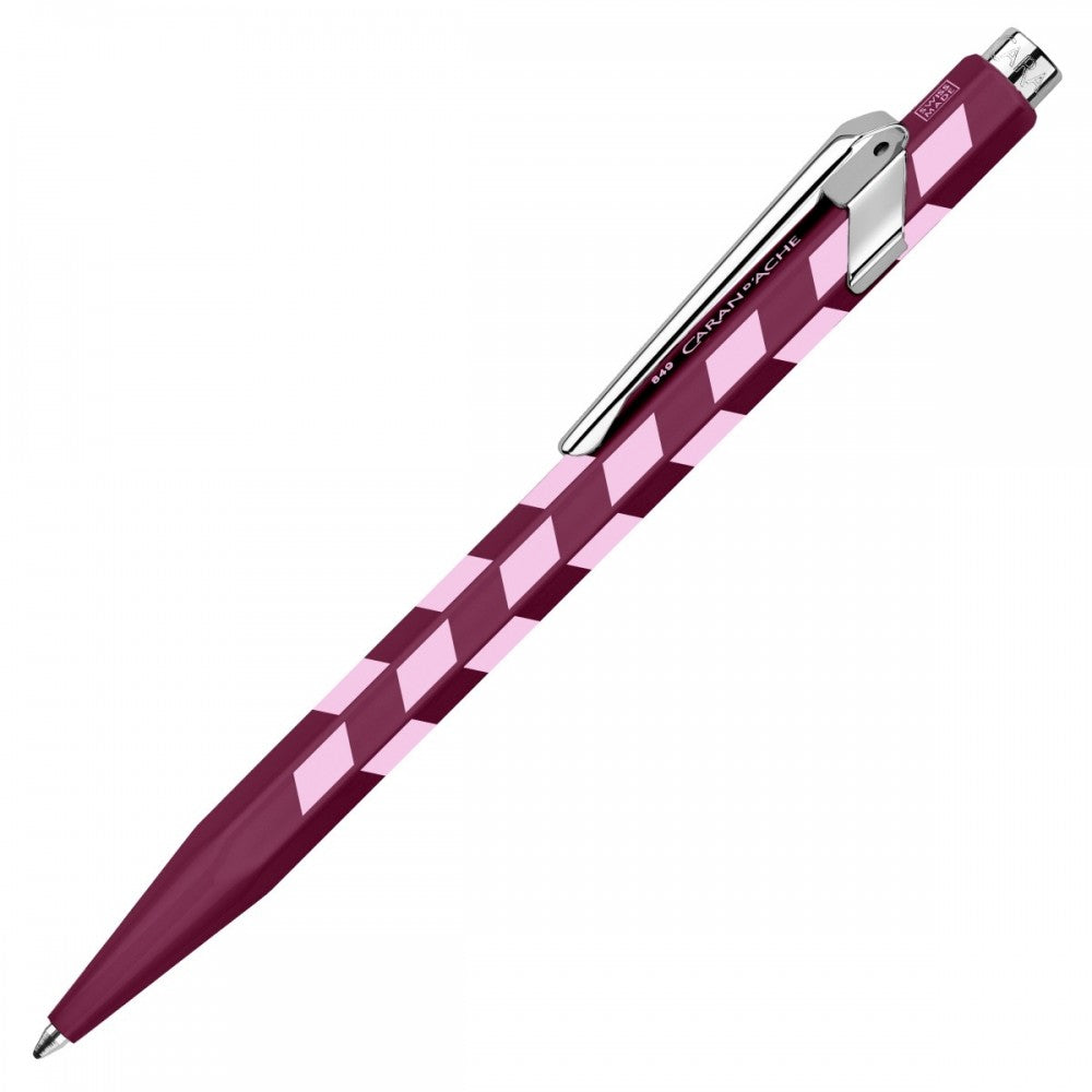 Caneta Esferográfica Caran d'Ache 849 Mosaic Garnet Red