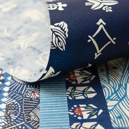 Papel Awagami Katazome Japan Blues 30X47cm com 30 Folhas